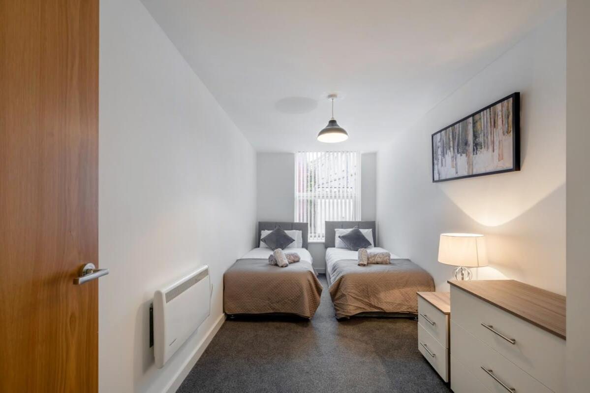 A Modern Apartment In Preston City Centre Extérieur photo