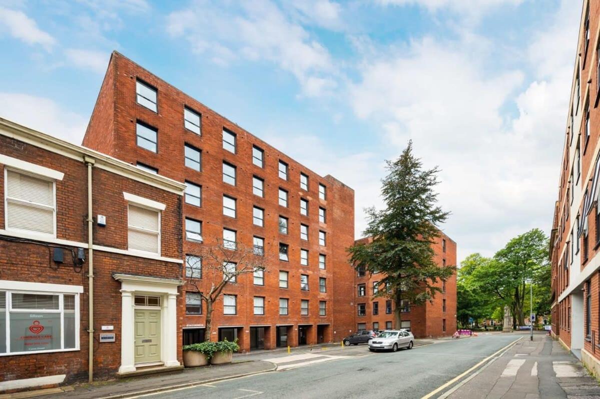 A Modern Apartment In Preston City Centre Extérieur photo